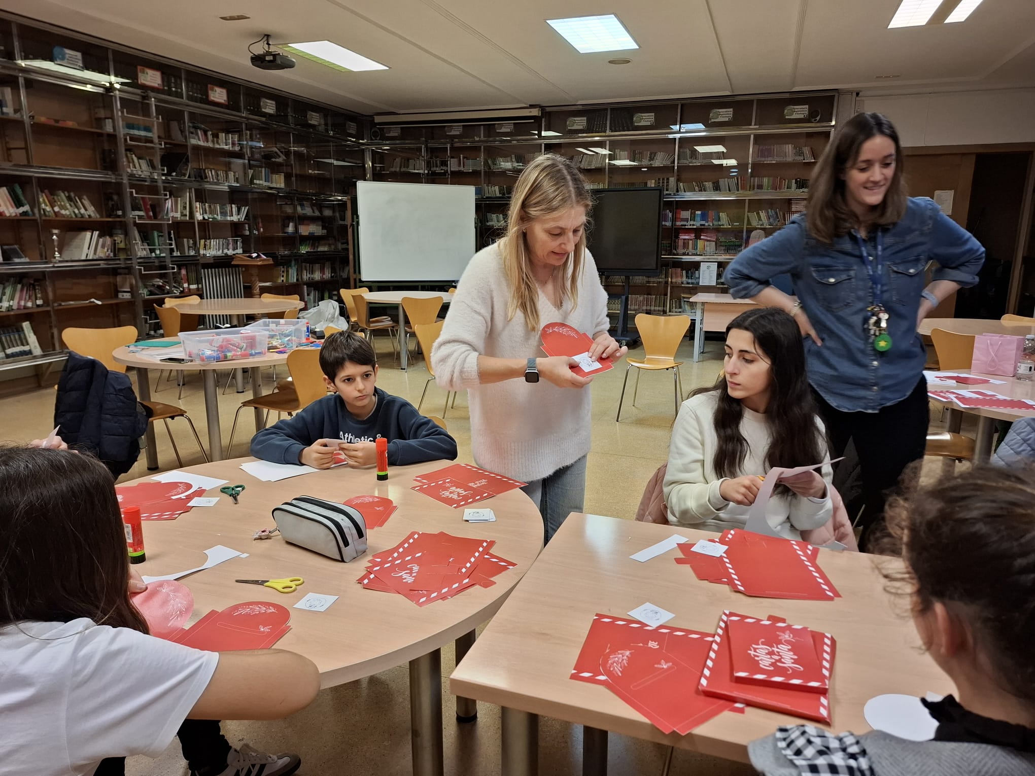 taller-tarjetas-navideñas-2025