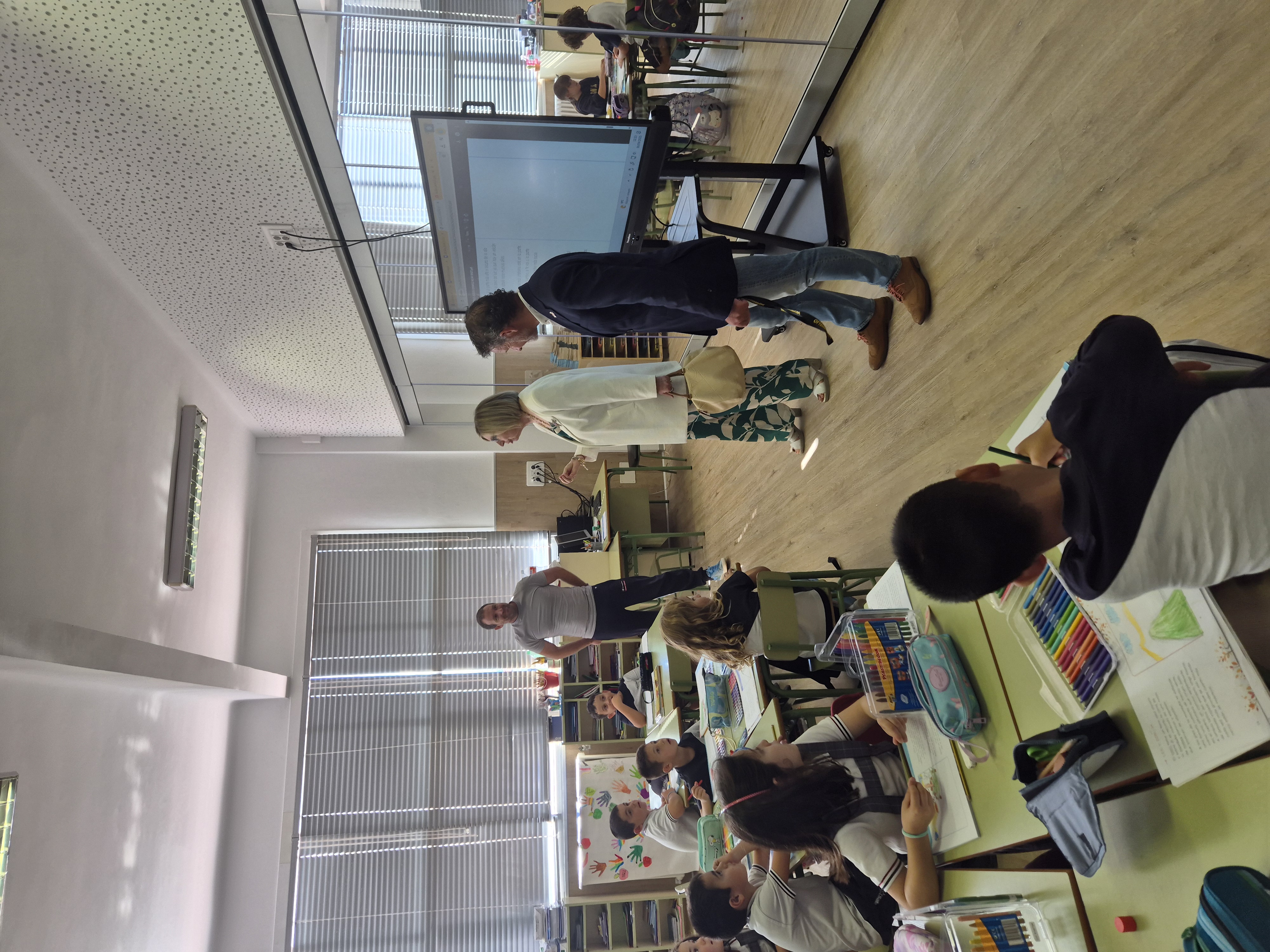 visita-de-la-directora-general-de-centros-e-infraestructuras-educativas-a-la-salle-santander